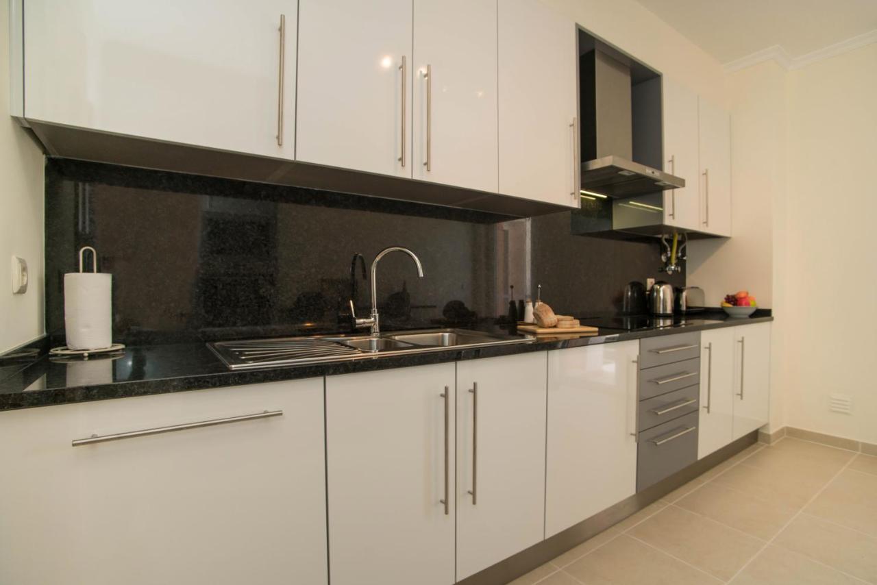 Central Modern 2 Bed Apartment Armação de Pêra Exteriör bild
